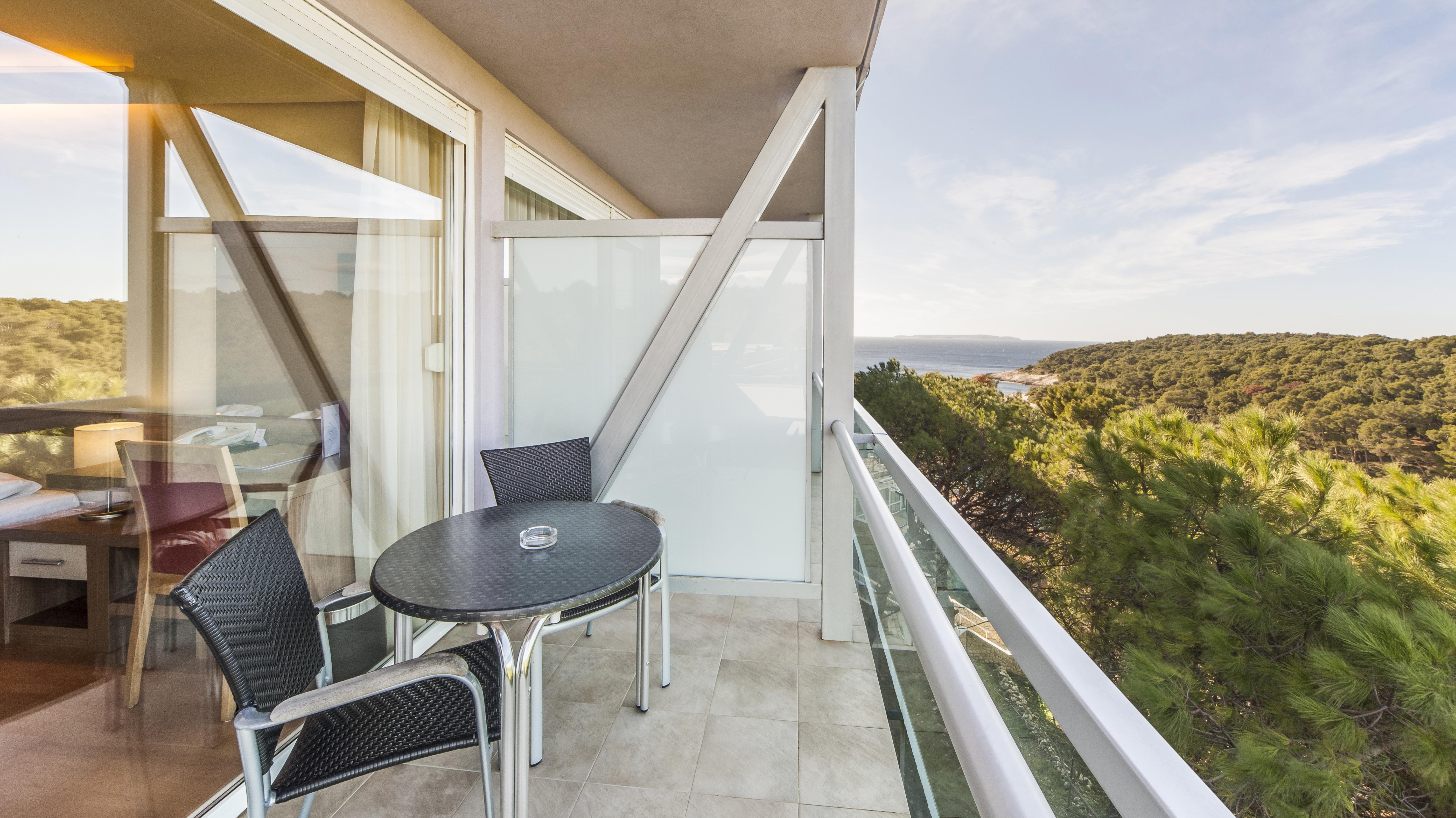 Aurora Hotel 4*